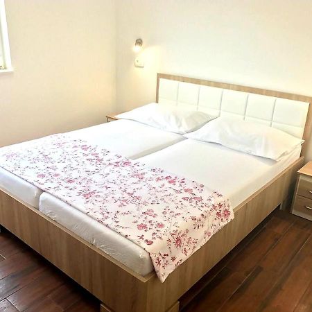 Apartmani Maki Omiš Εξωτερικό φωτογραφία