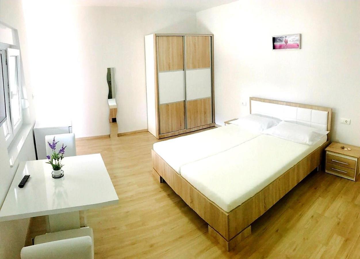 Apartmani Maki Omiš Εξωτερικό φωτογραφία