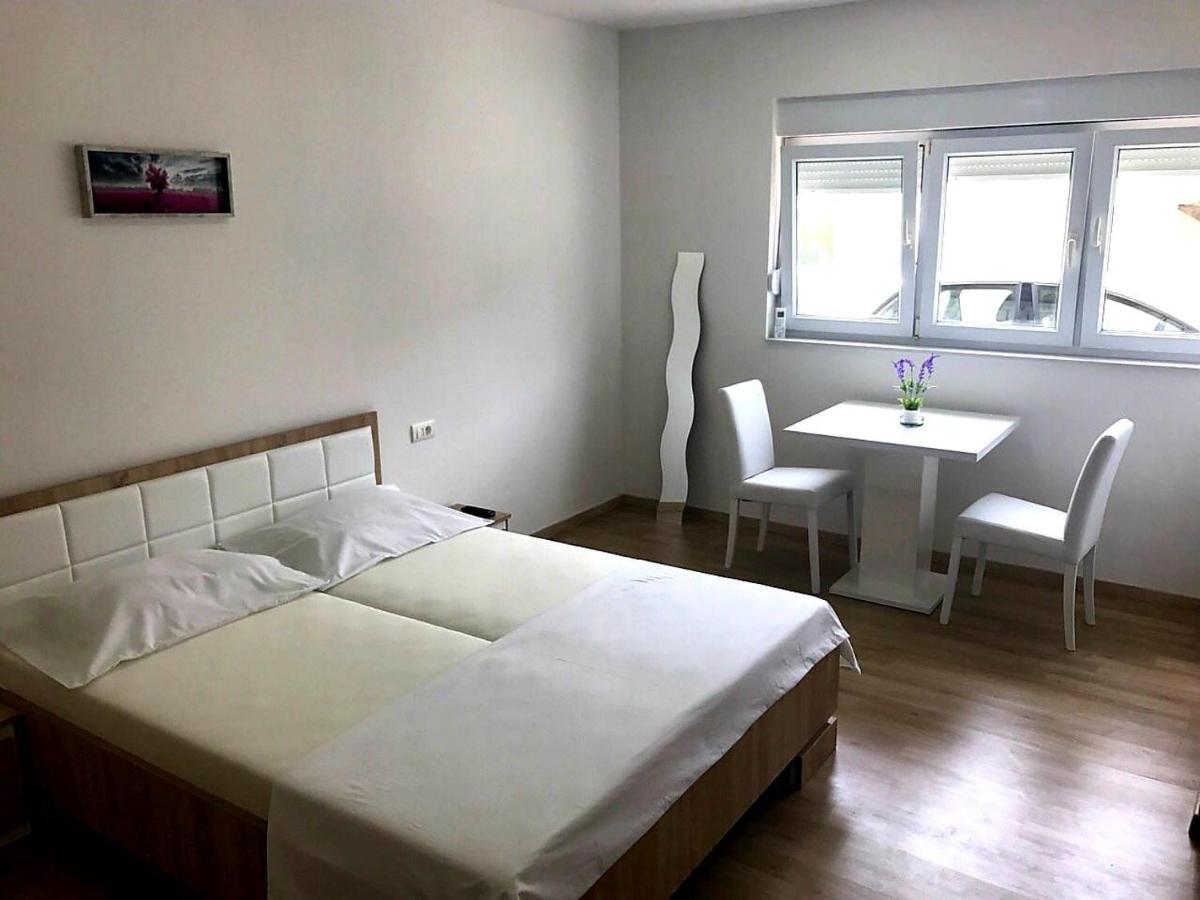 Apartmani Maki Omiš Εξωτερικό φωτογραφία